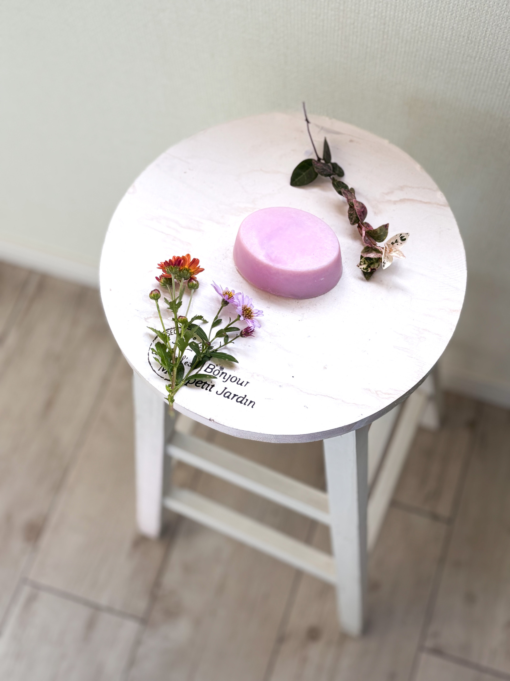 Moon of Fortune（ムーン・オブ・フォーチュン）オーバル　11月22日より販売開始