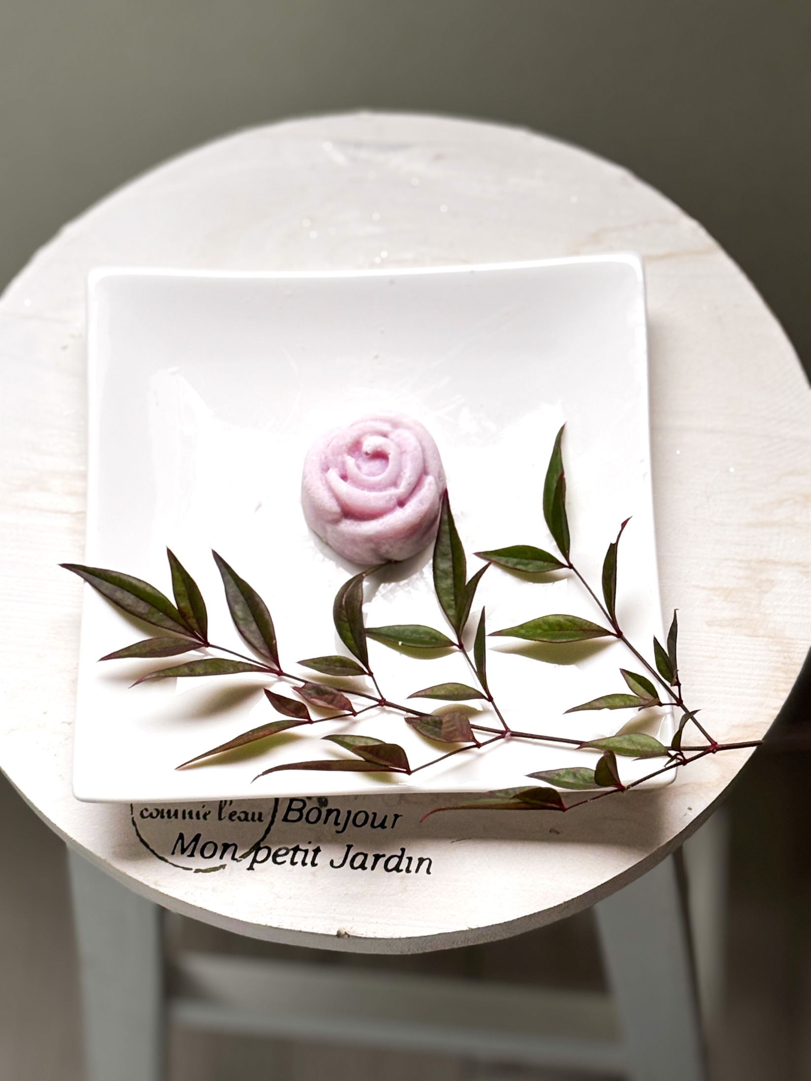 Moon of Fortune（ムーン・オブ・フォーチュン）デコレーション用ミニ薔薇