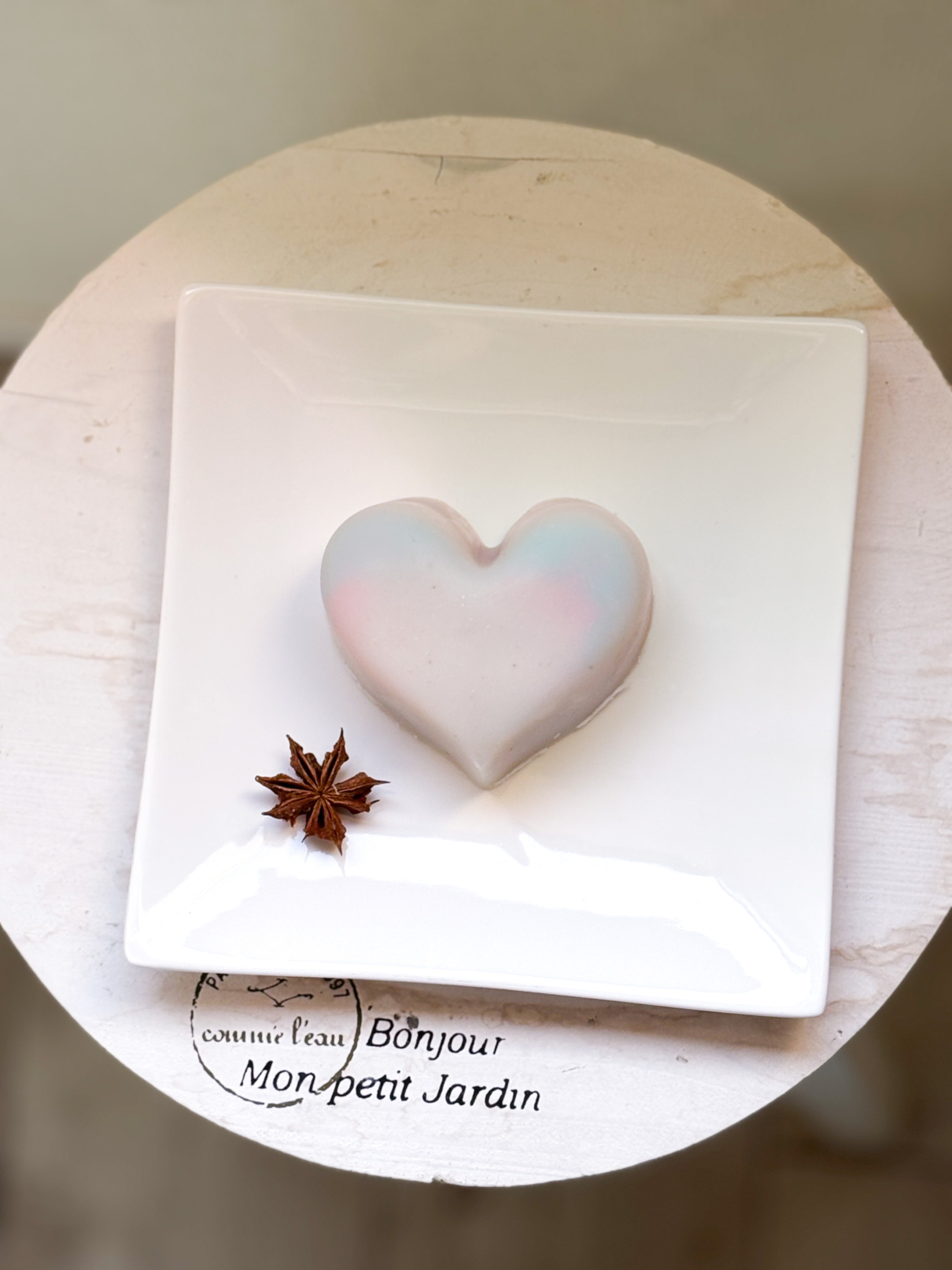 新作✨幸運の流れに乗る石けん ハート　１月２３日より販売開始